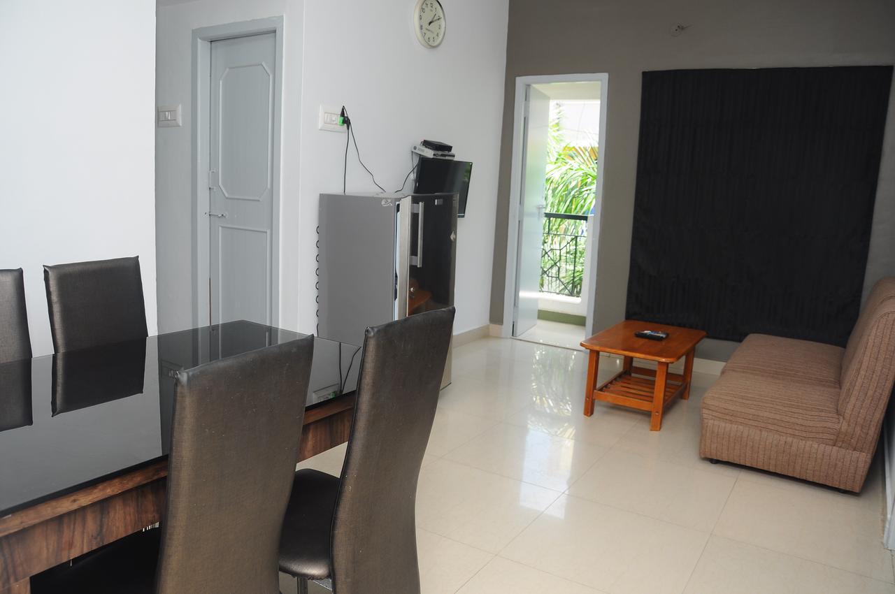 Modern Villa Madras Buitenkant foto