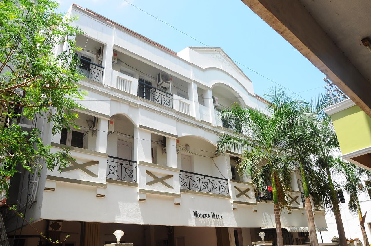 Modern Villa Madras Buitenkant foto